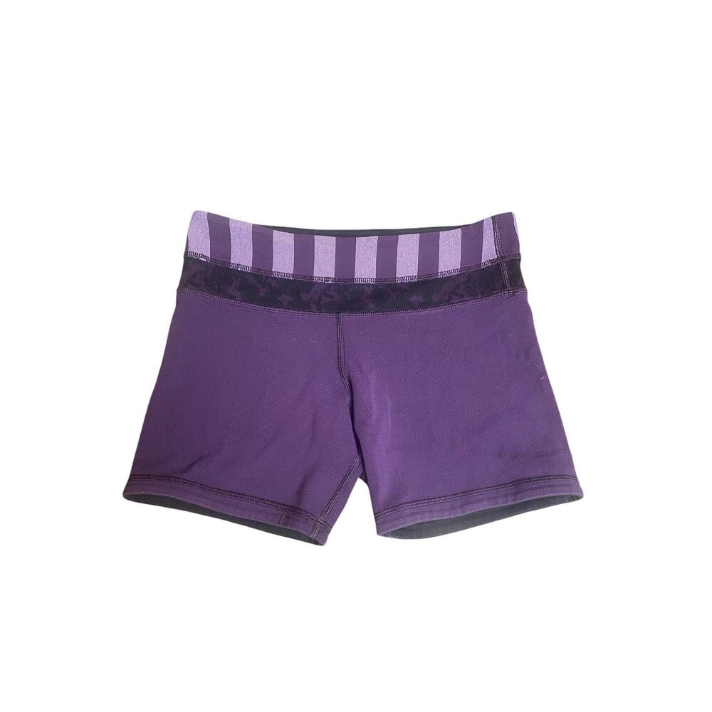 LuLuLemon Reverse Grove Shorts Sz 4 Purple